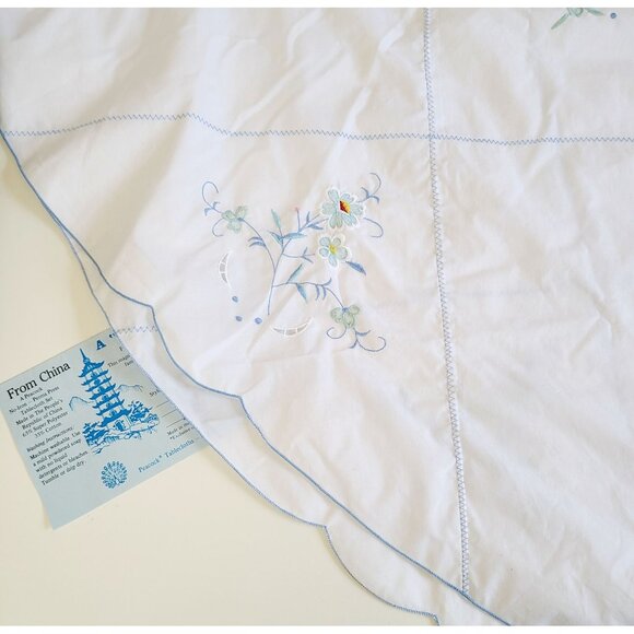 Vintage Linen Tablecloth Peacock Set With Embroidered Daisies Perma Press *READ* - Picture 14 of 16